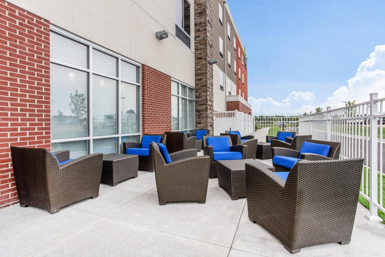 Holiday Inn Express & Suites - Ottawa By Ihg Exterior foto